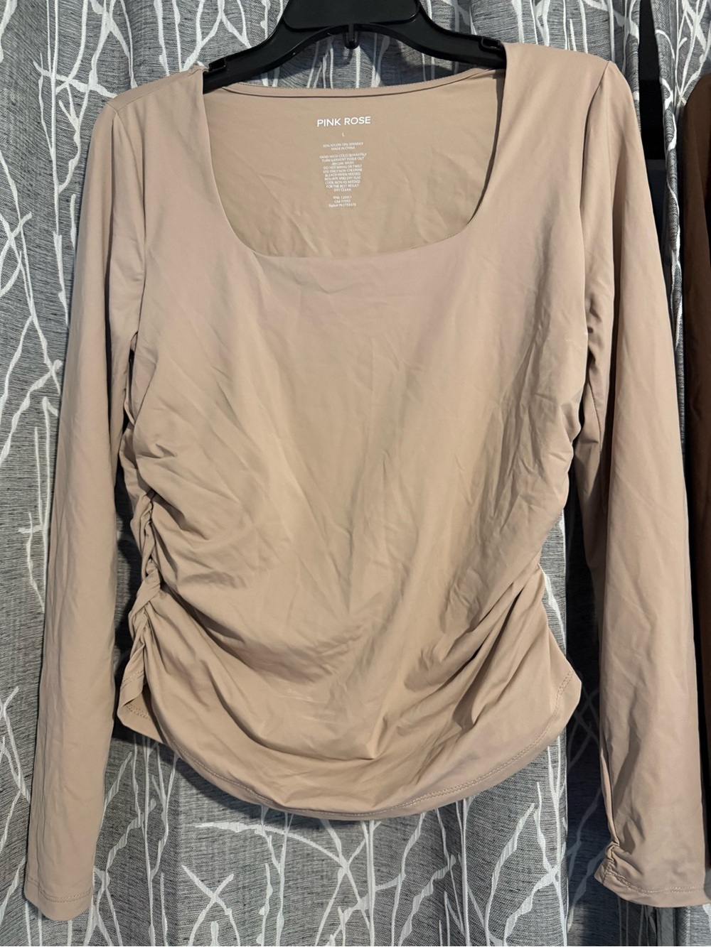 NWOT 2 PINK ROSE Long Sleeve Square Scoop Neck Tops in Beige/Nude & Brown size L - Picture 3 of 10